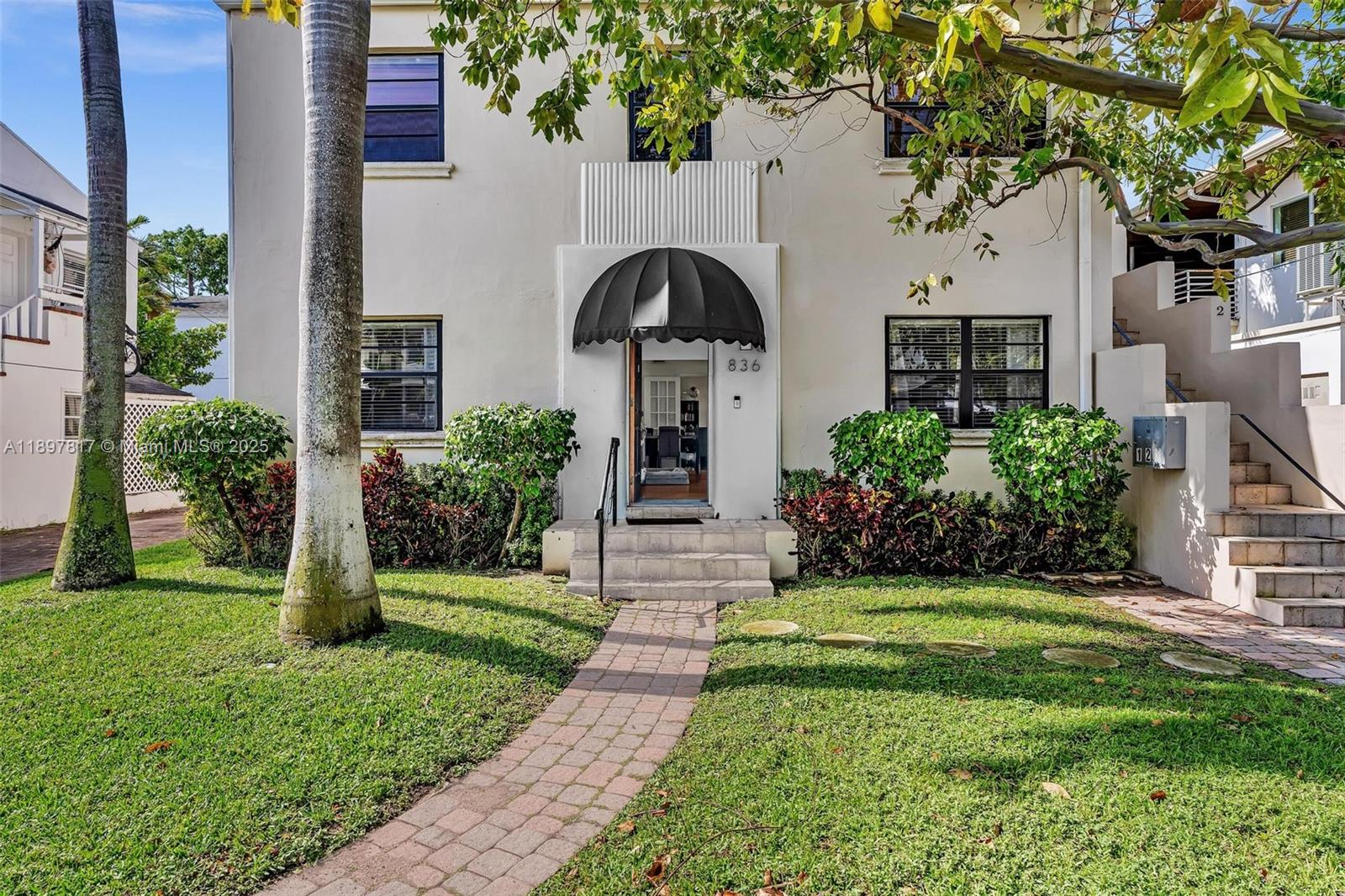 836 W 40th St #1 Miami Beach, FL 33140