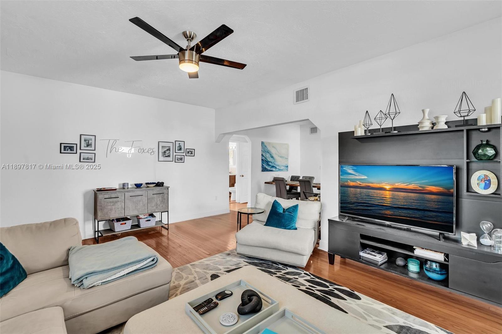 836 W 40th St #1 Miami Beach, FL 33140