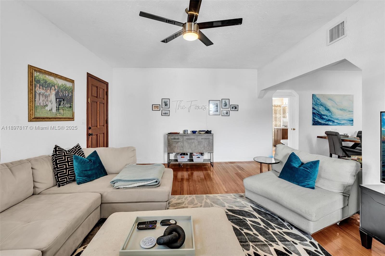 836 W 40th St #1 Miami Beach, FL 33140