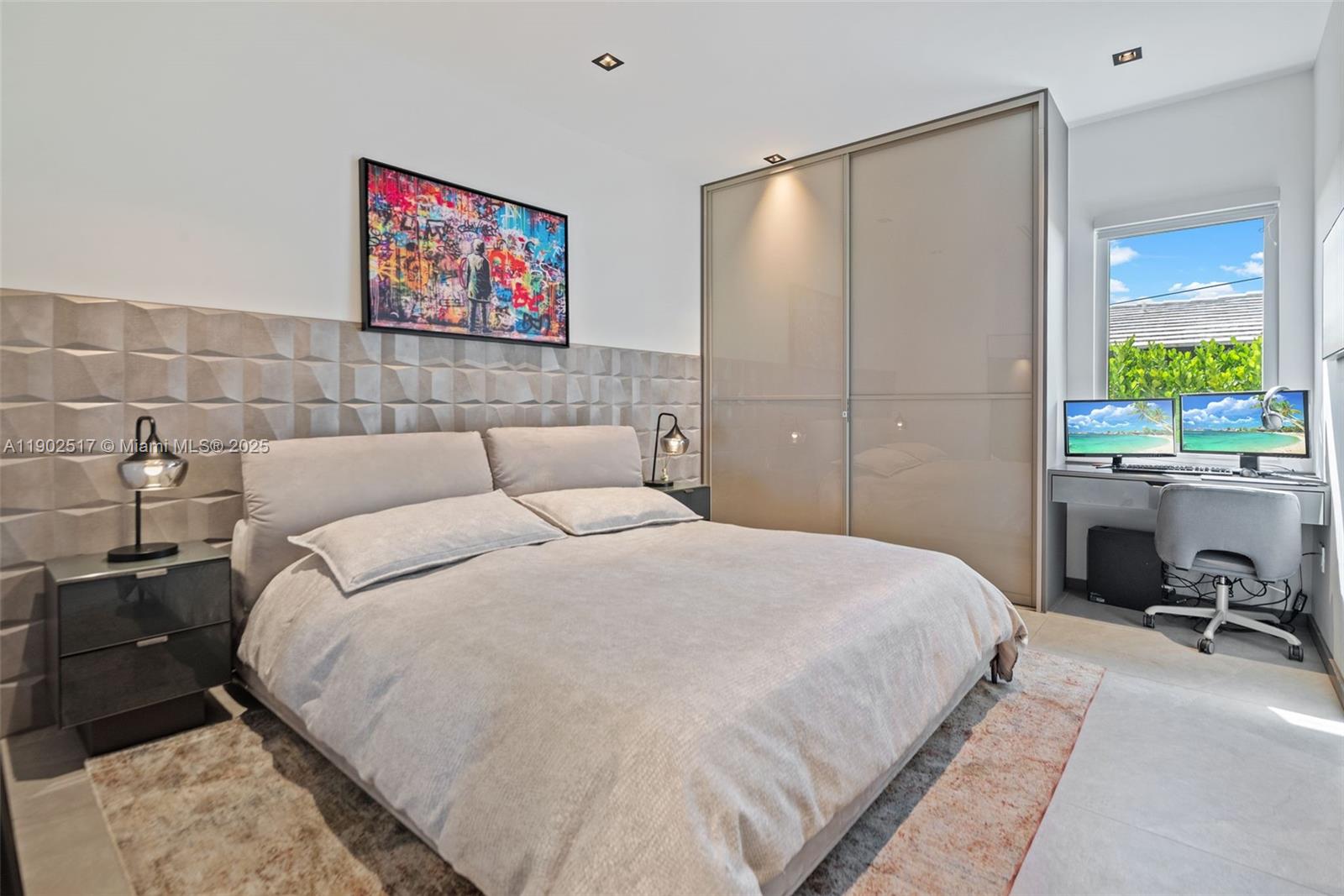 655 Layne Blvd Hallandale Beach, FL 33009