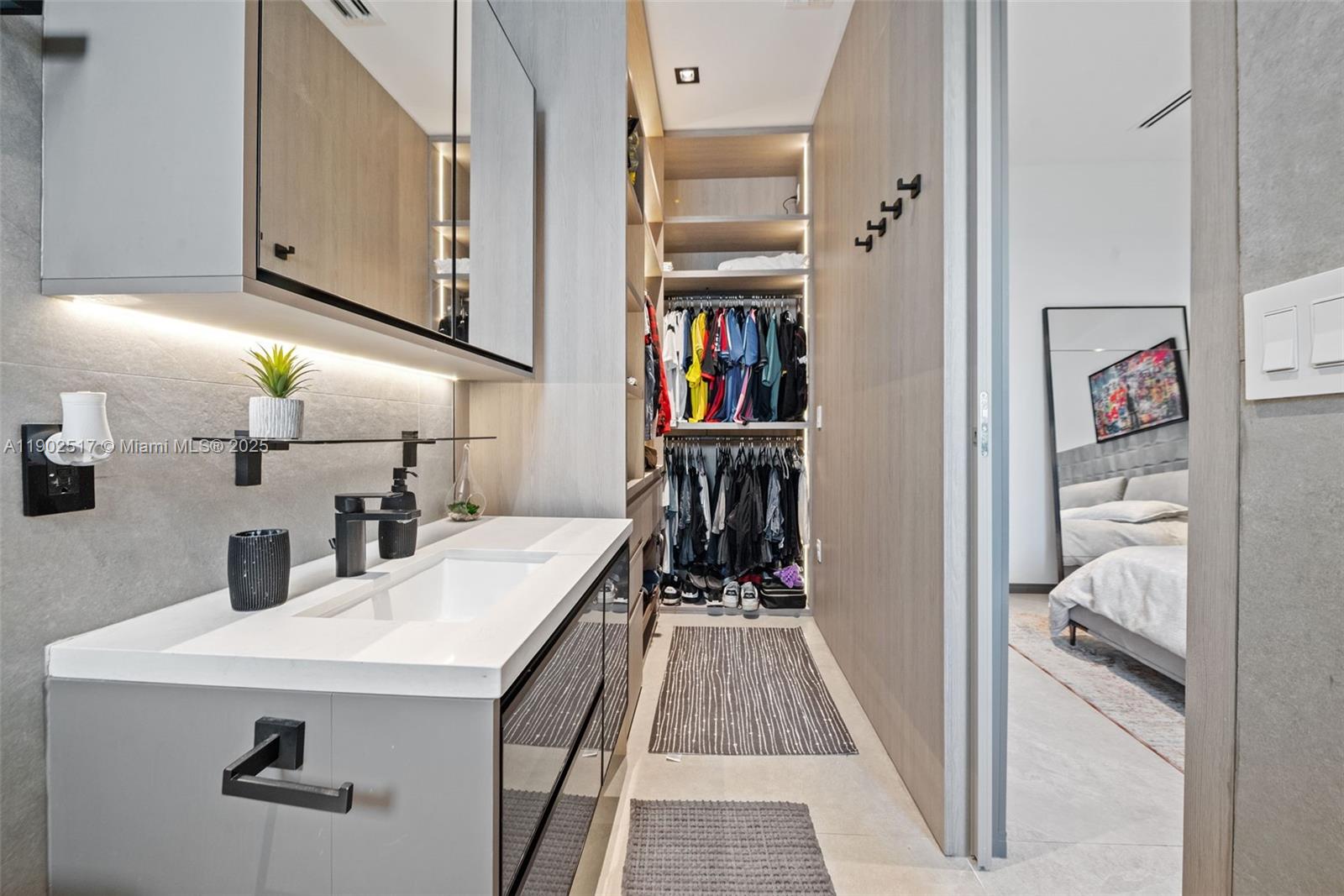 655 Layne Blvd Hallandale Beach, FL 33009