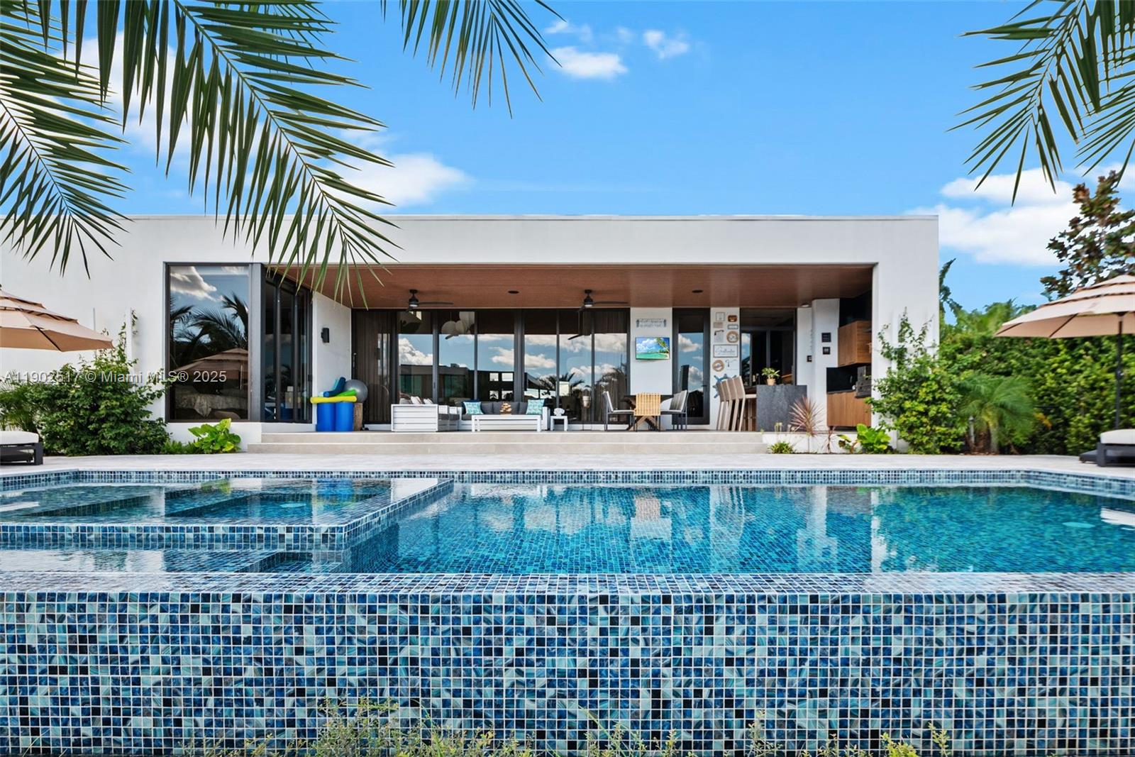 655 Layne Blvd Hallandale Beach, FL 33009