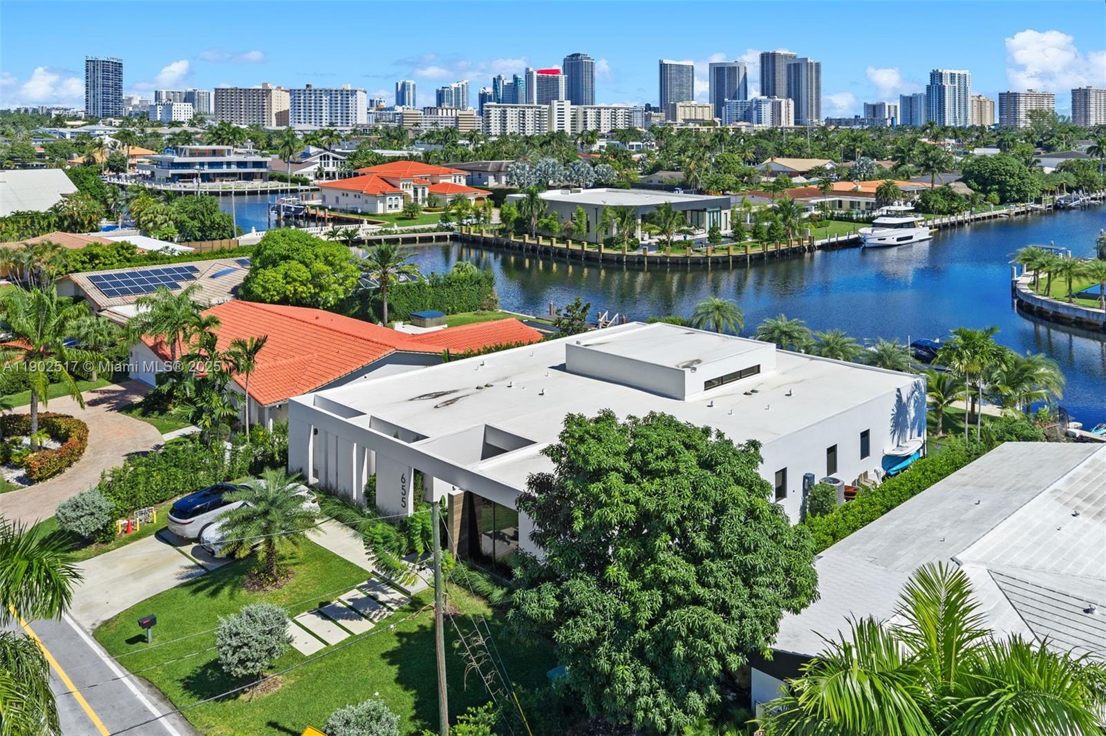 655 Layne Blvd Hallandale Beach, FL 33009