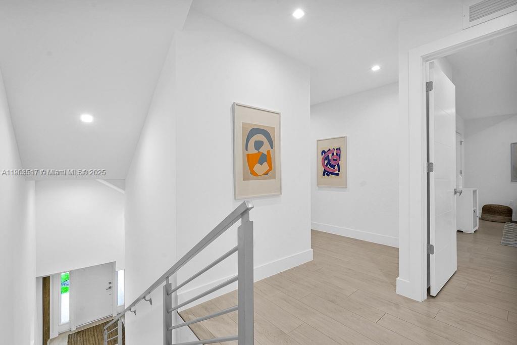 348 Desoto St Hollywood, FL 33019