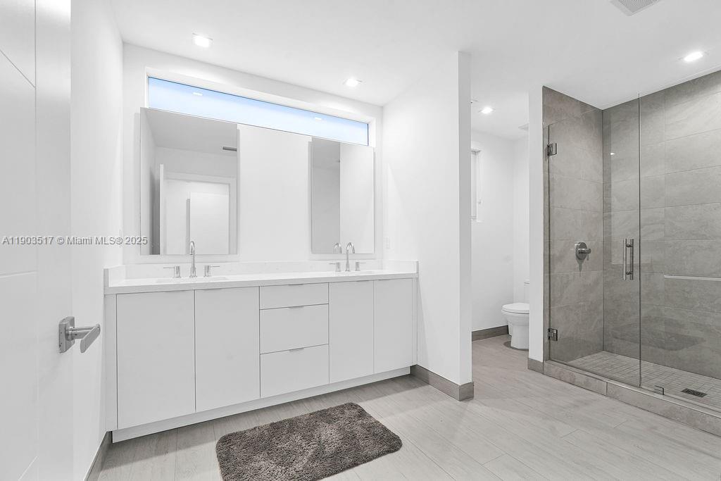 348 Desoto St Hollywood, FL 33019