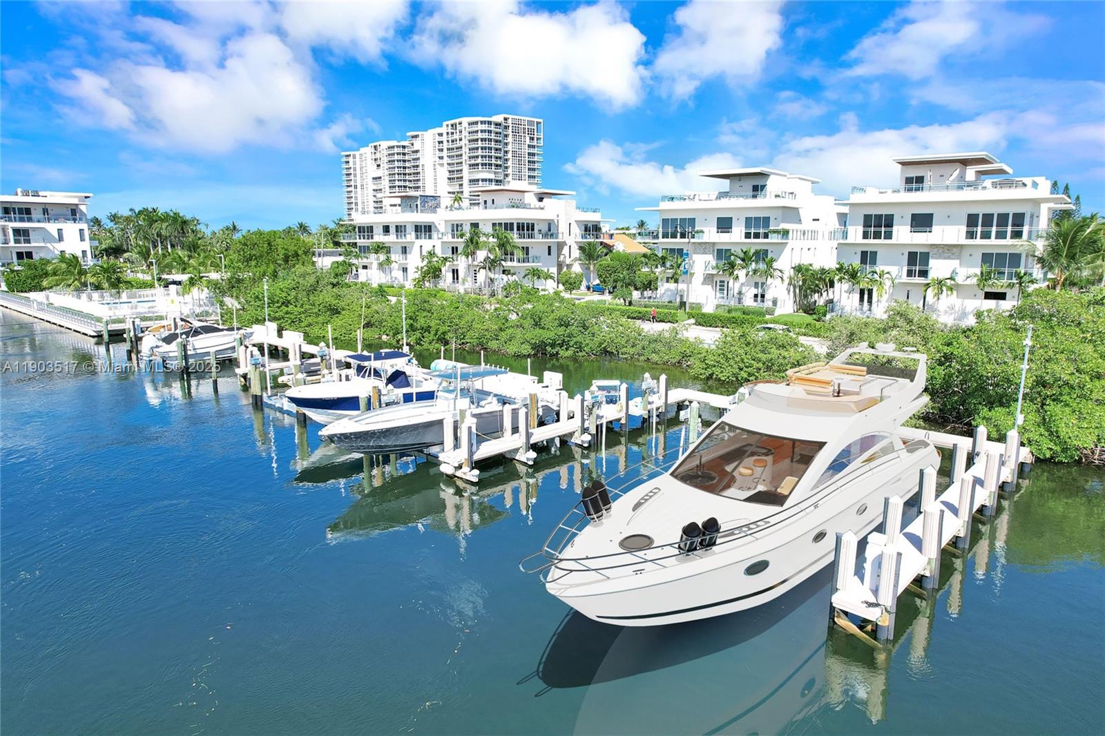 348 Desoto St Hollywood, FL 33019