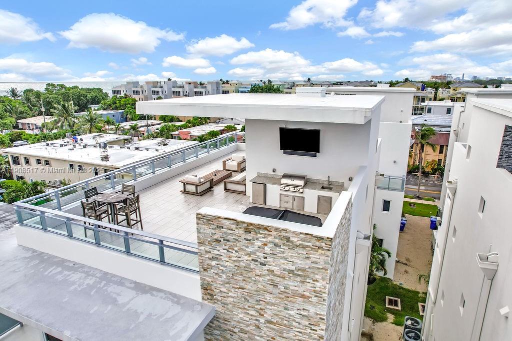 348 Desoto St Hollywood, FL 33019