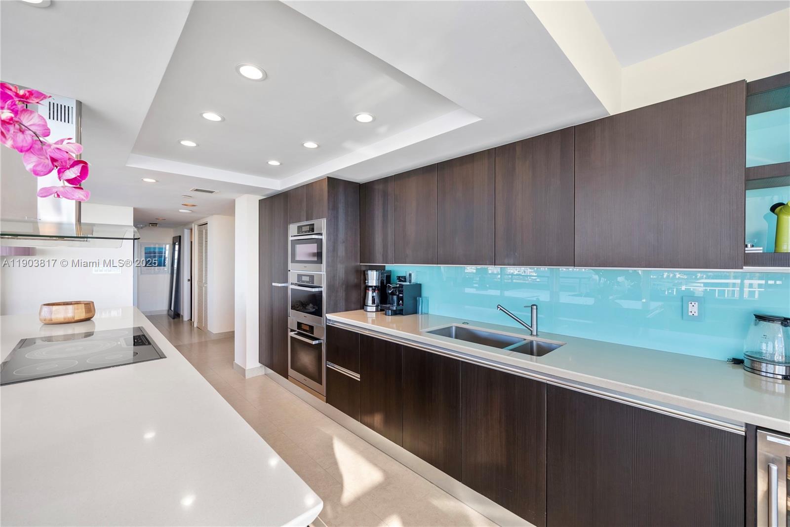 image South Pointe Towers13