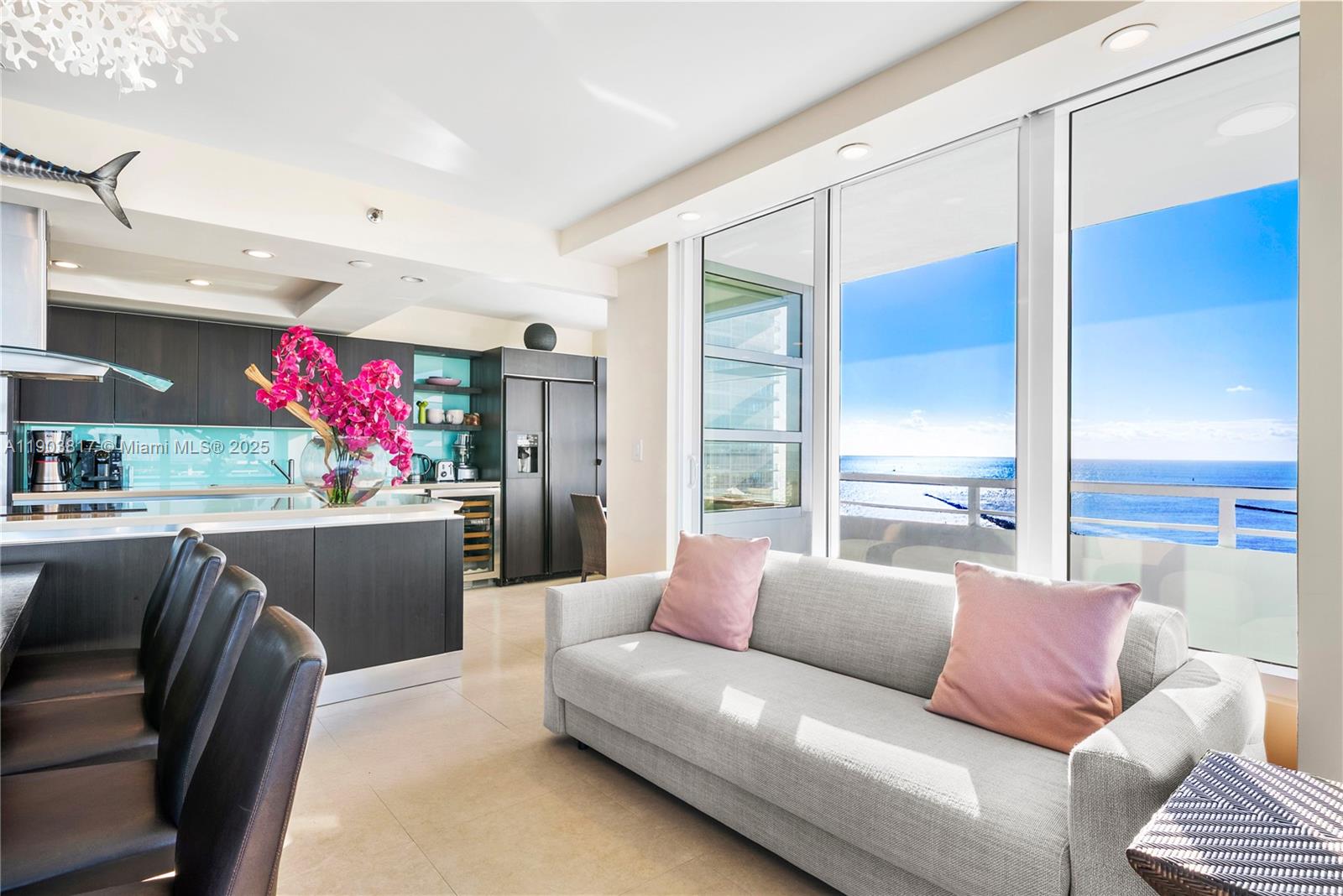 image South Pointe Towers14