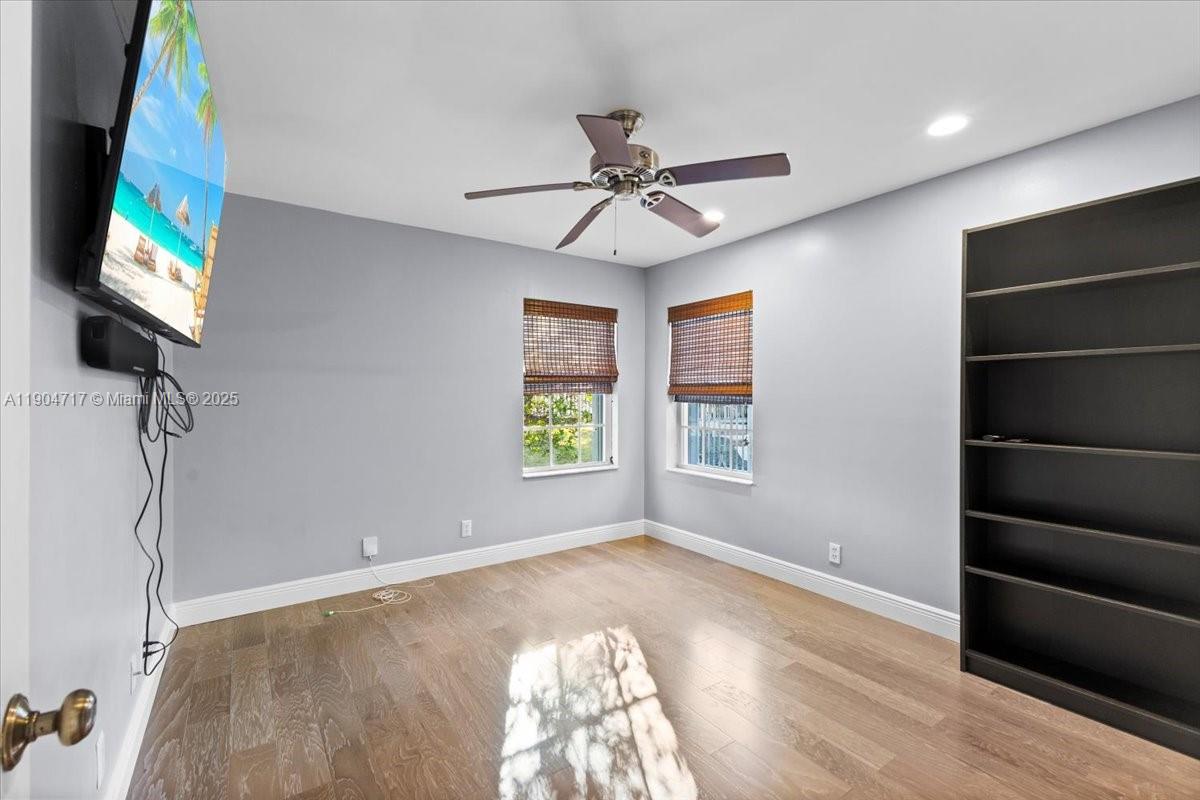 642 Heritage Dr Weston, FL 33326