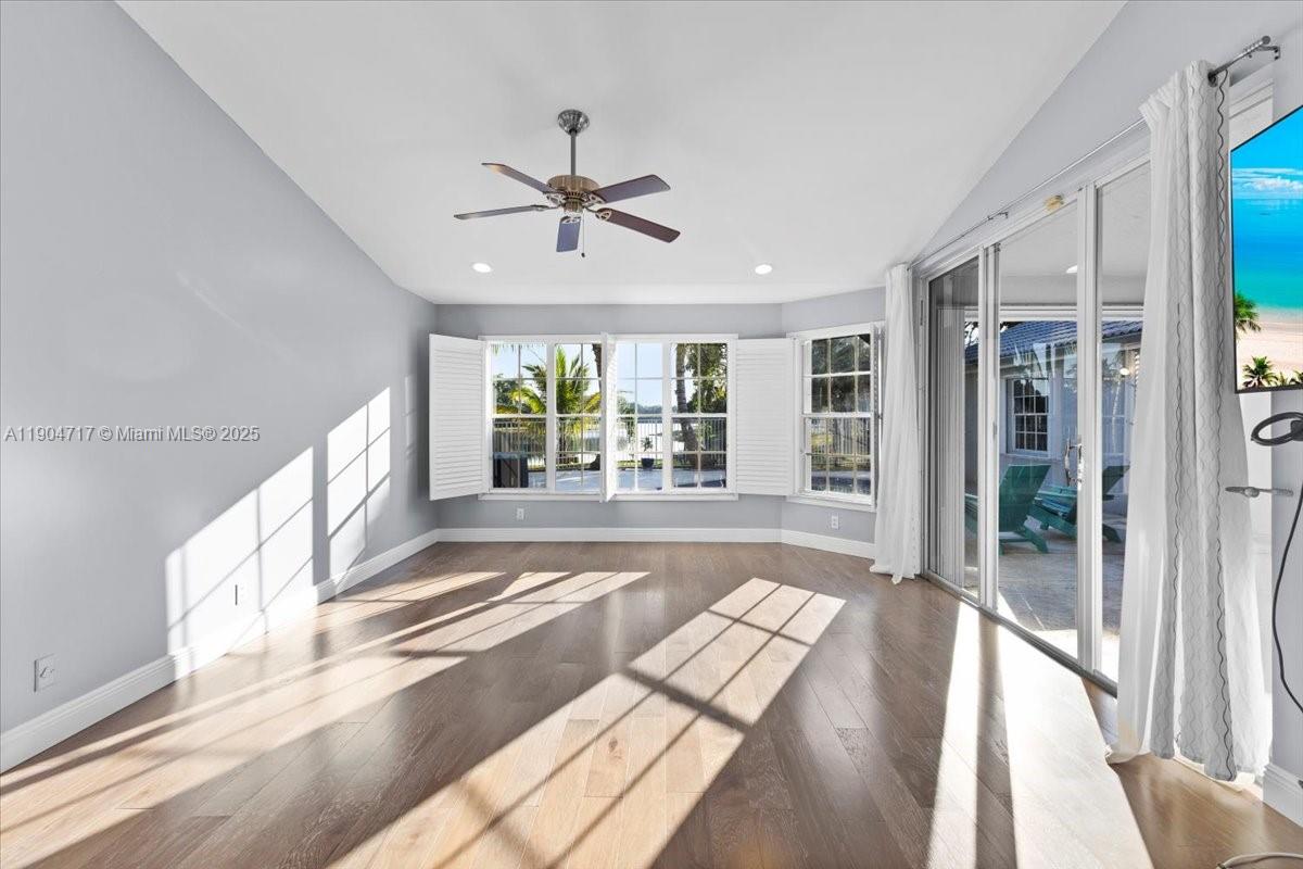 642 Heritage Dr Weston, FL 33326