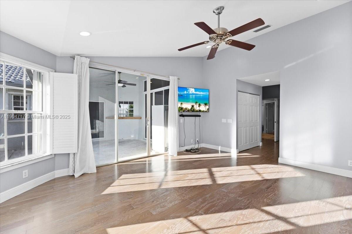 642 Heritage Dr Weston, FL 33326