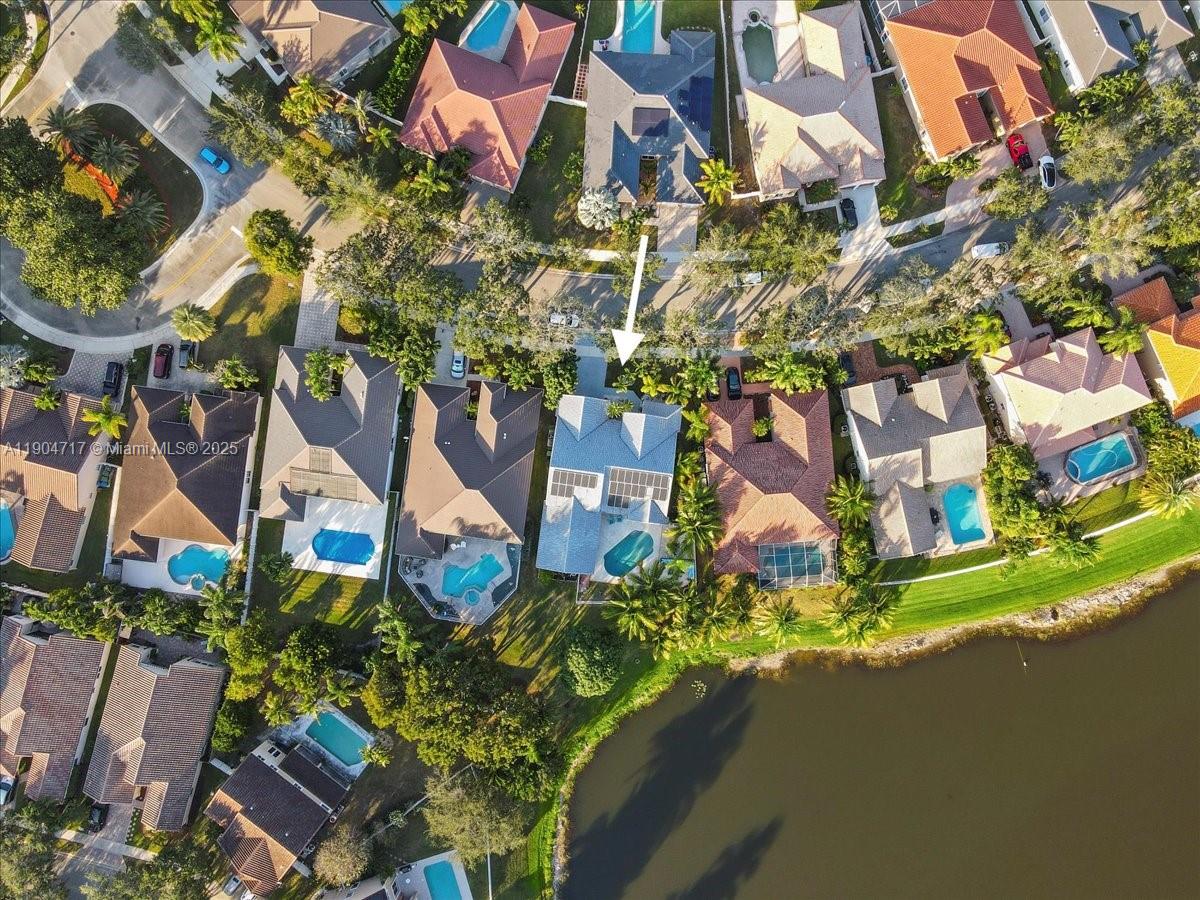 642 Heritage Dr Weston, FL 33326