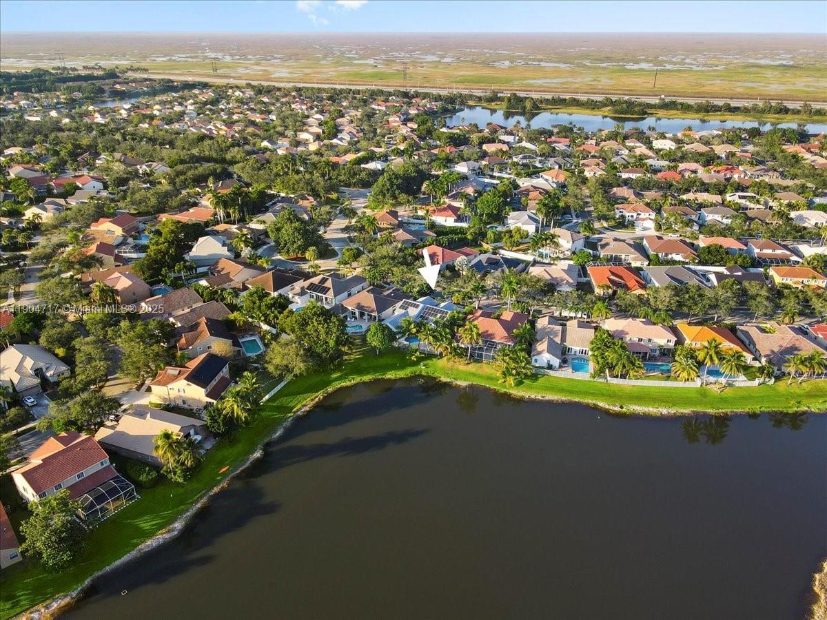 642 Heritage Dr Weston, FL 33326