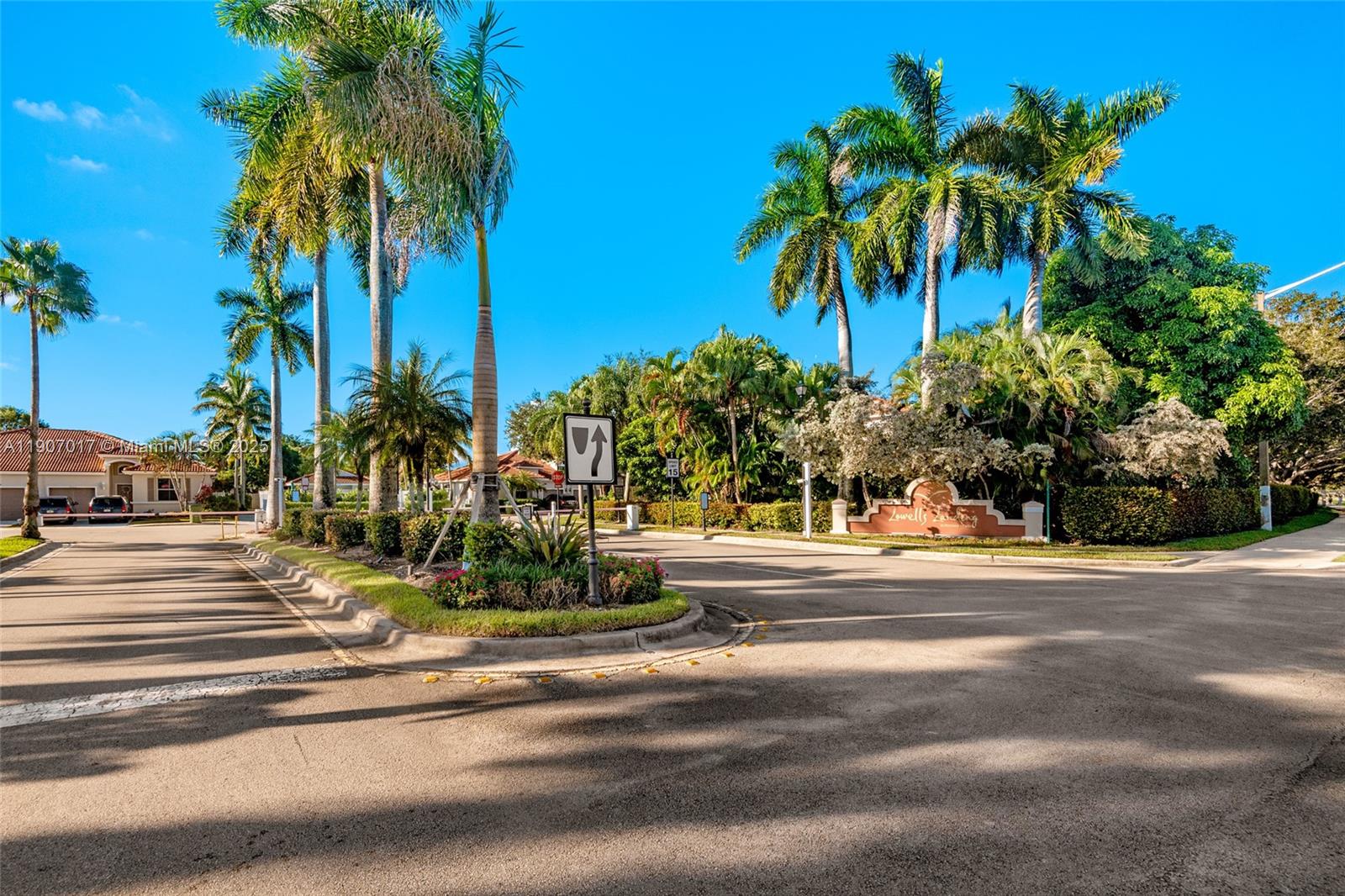 13155 NW 9th Ct Pembroke Pines, FL 33028