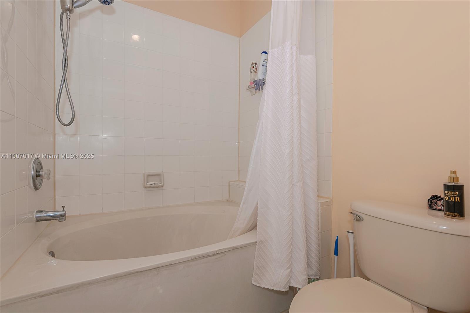 13155 NW 9th Ct Pembroke Pines, FL 33028