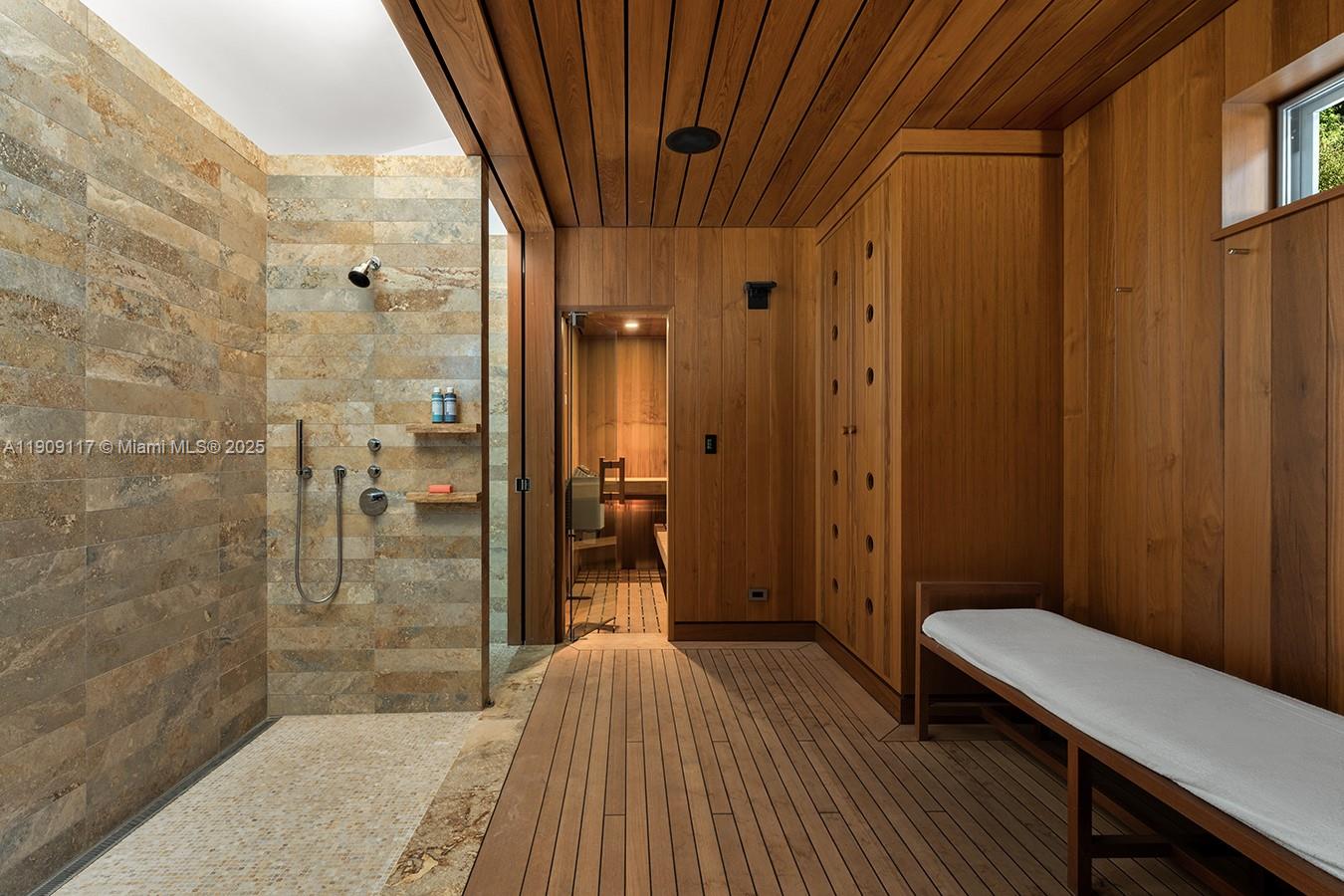 3585 Anchorage Way Miami, FL 33133