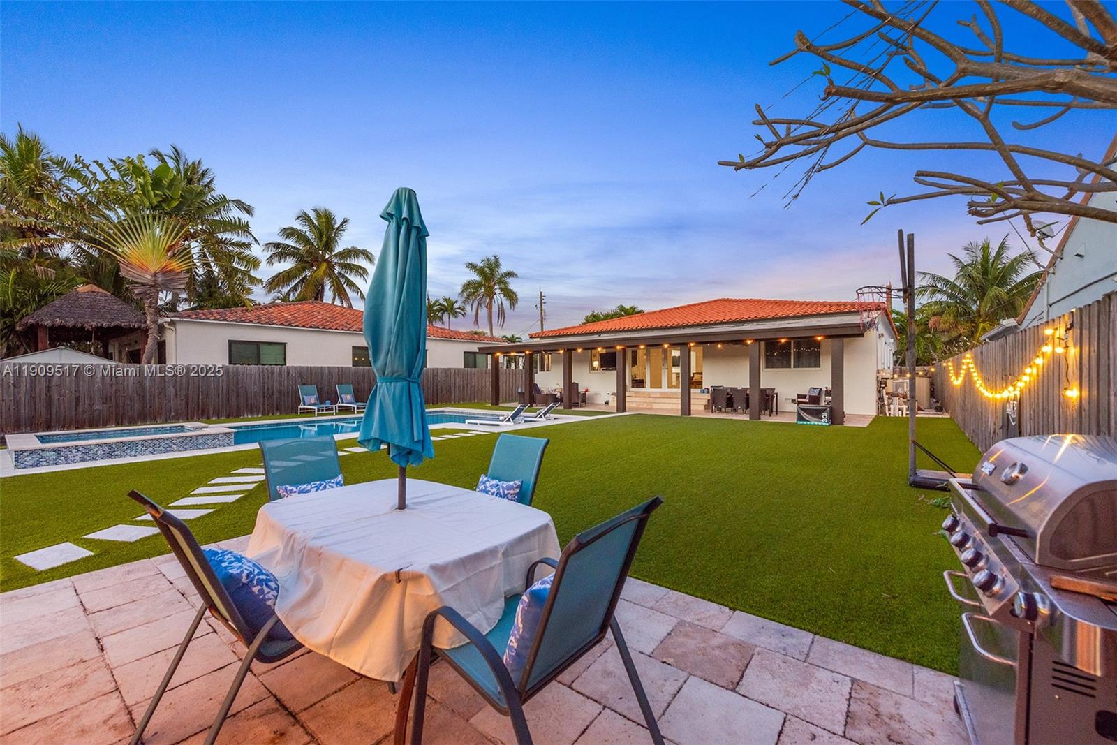 7940 Hawthorne Ave Miami Beach, FL 33141