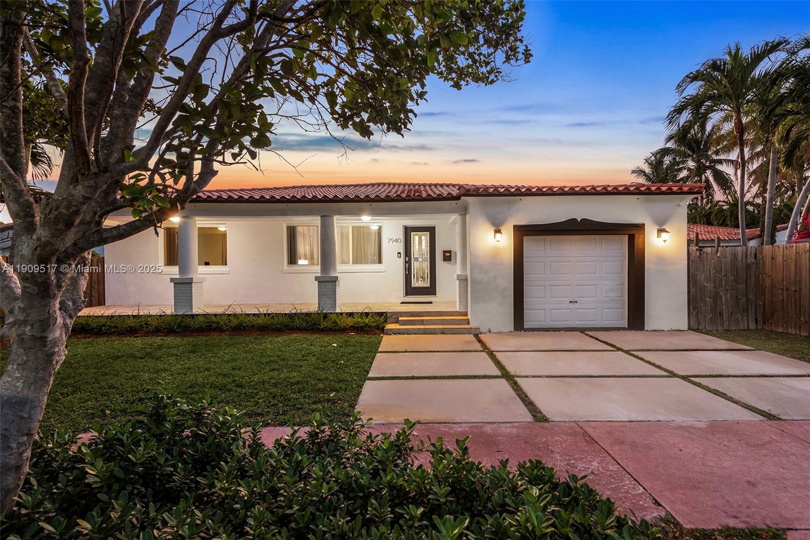 7940 Hawthorne Ave Miami Beach, FL 33141