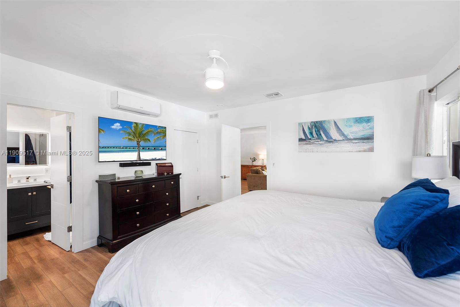 7940 Hawthorne Ave Miami Beach, FL 33141