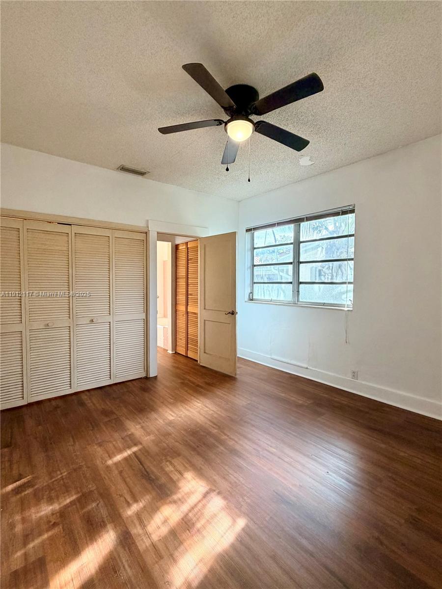 445 SW 24th Rd Miami, FL 33129