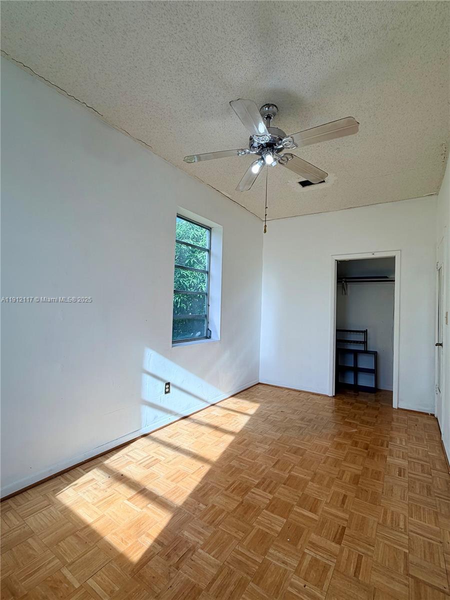 445 SW 24th Rd Miami, FL 33129