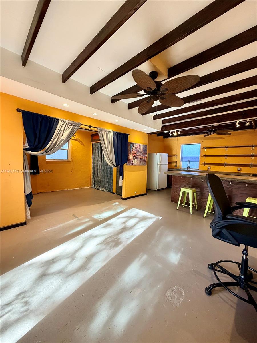 445 SW 24th Rd Miami, FL 33129