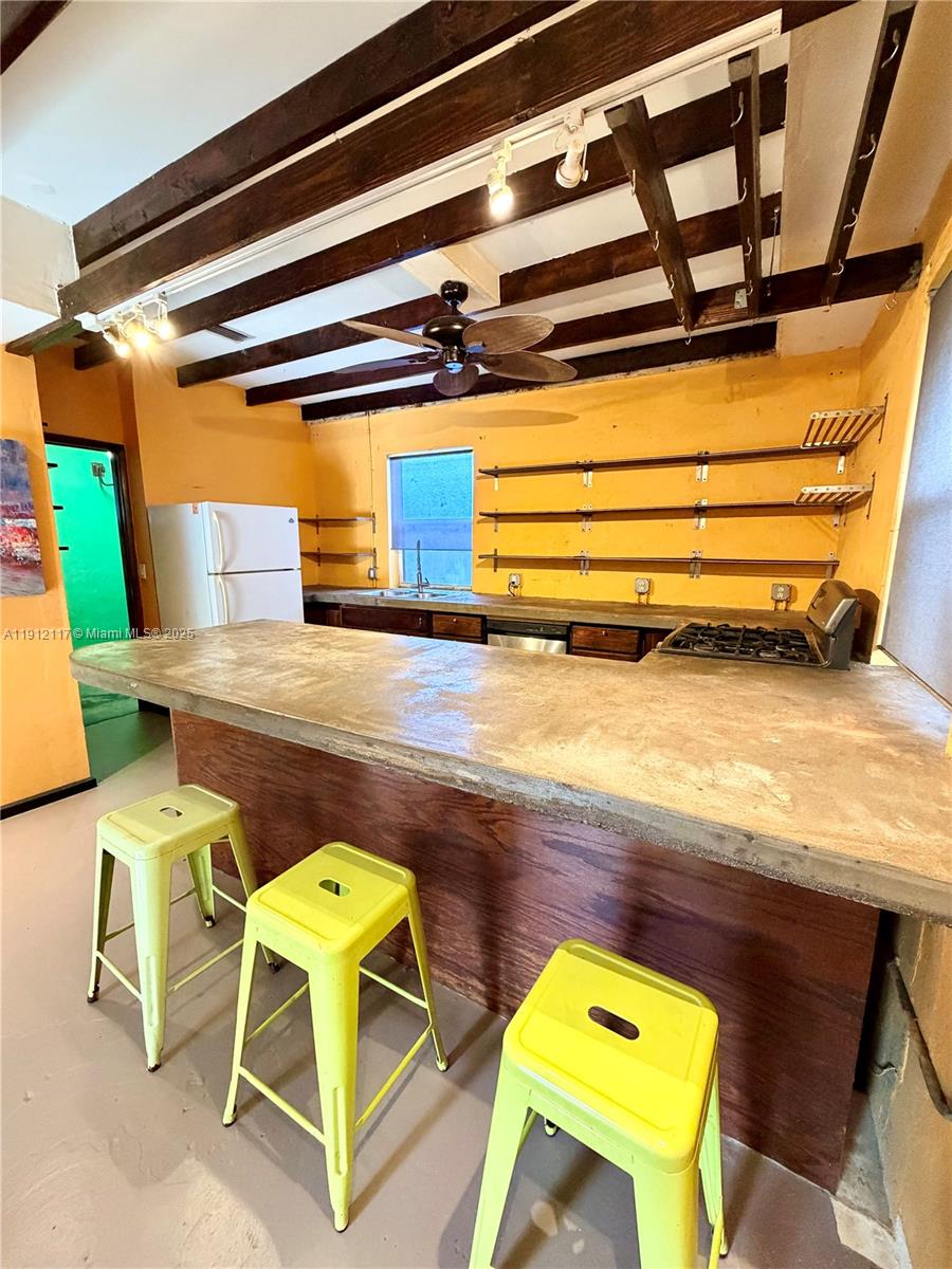 445 SW 24th Rd Miami, FL 33129