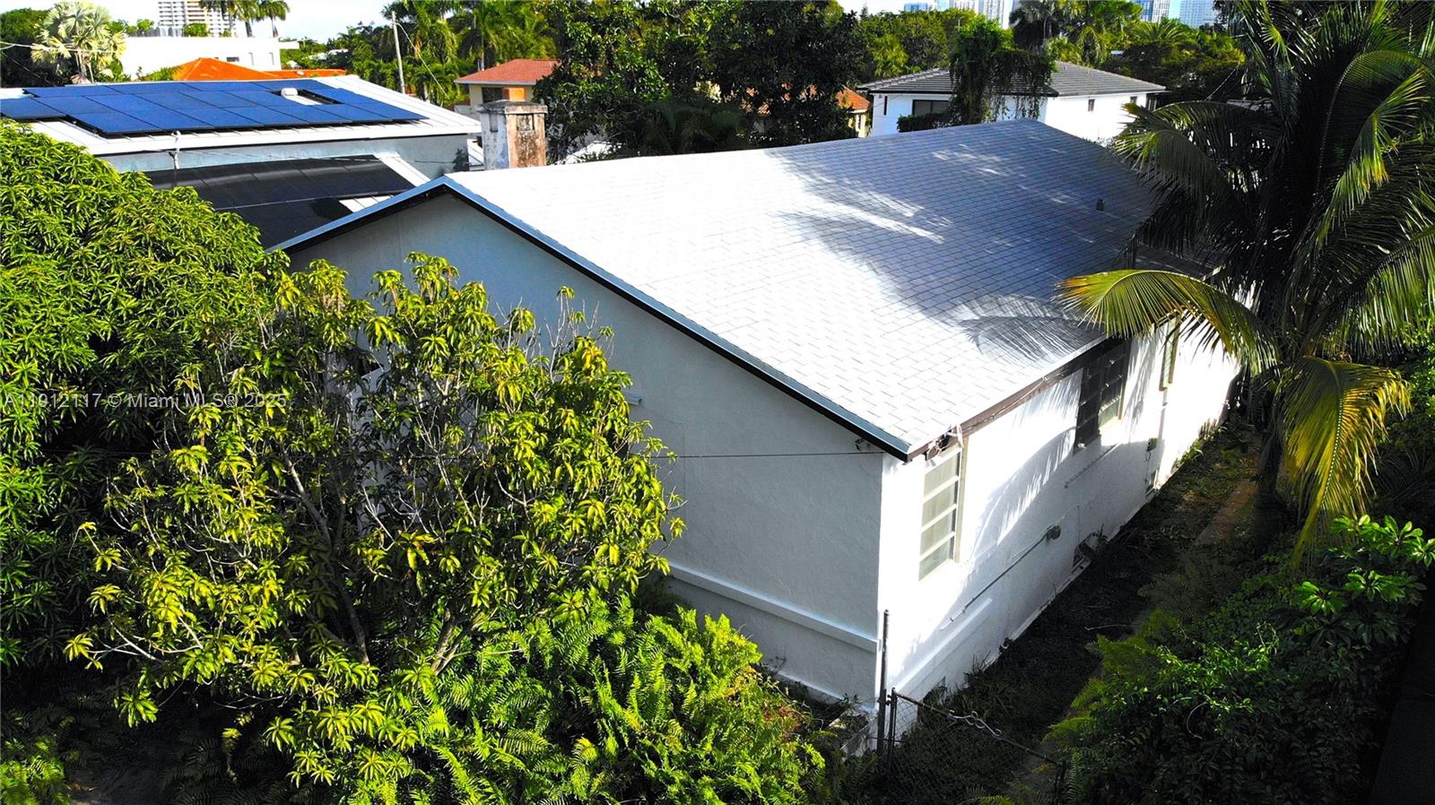 445 SW 24th Rd Miami, FL 33129