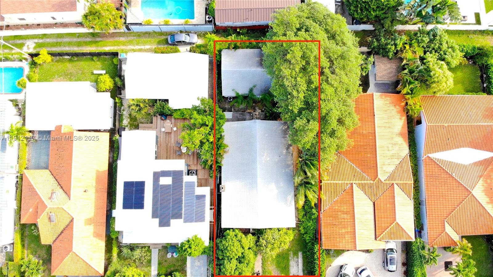 445 SW 24th Rd Miami, FL 33129