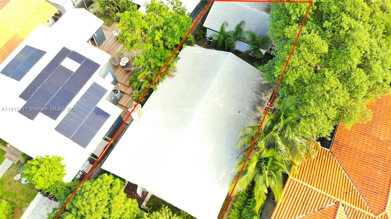 445 SW 24th Rd Miami, FL 33129