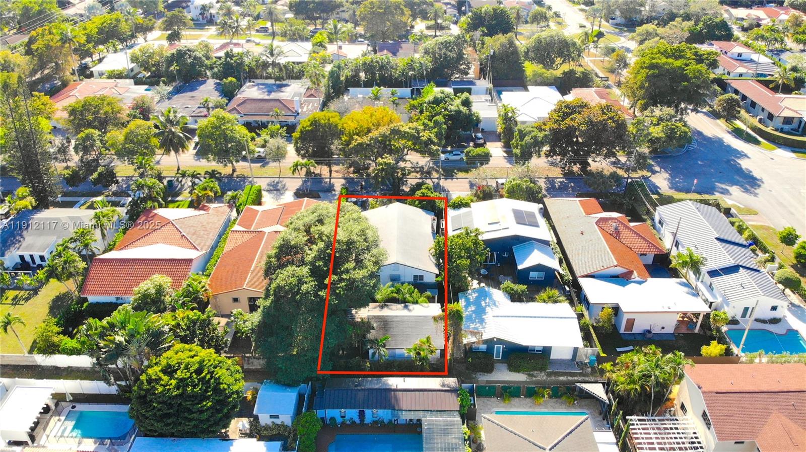 445 SW 24th Rd Miami, FL 33129