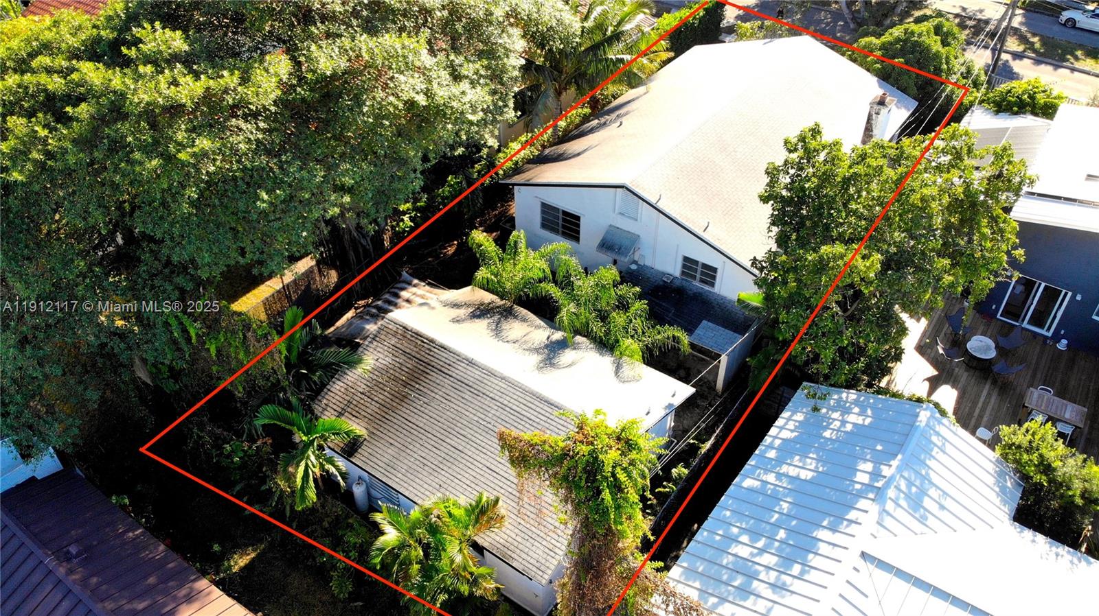 445 SW 24th Rd Miami, FL 33129