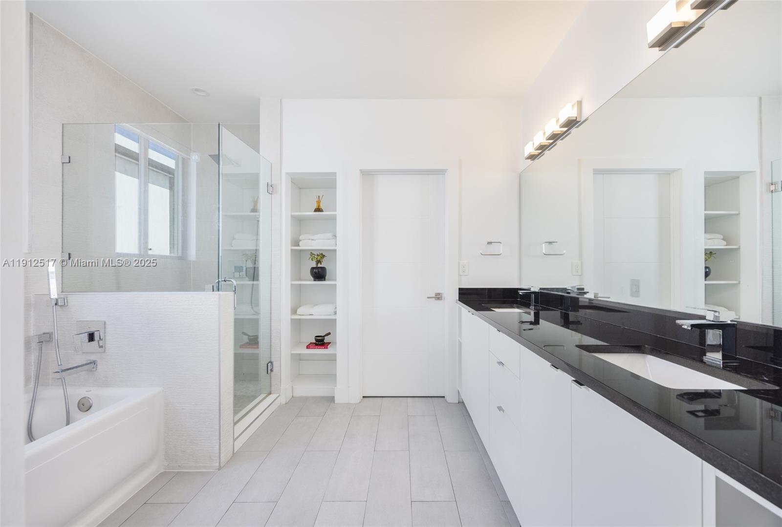 3174 Elizabeth St Coconut Grove, FL 33133