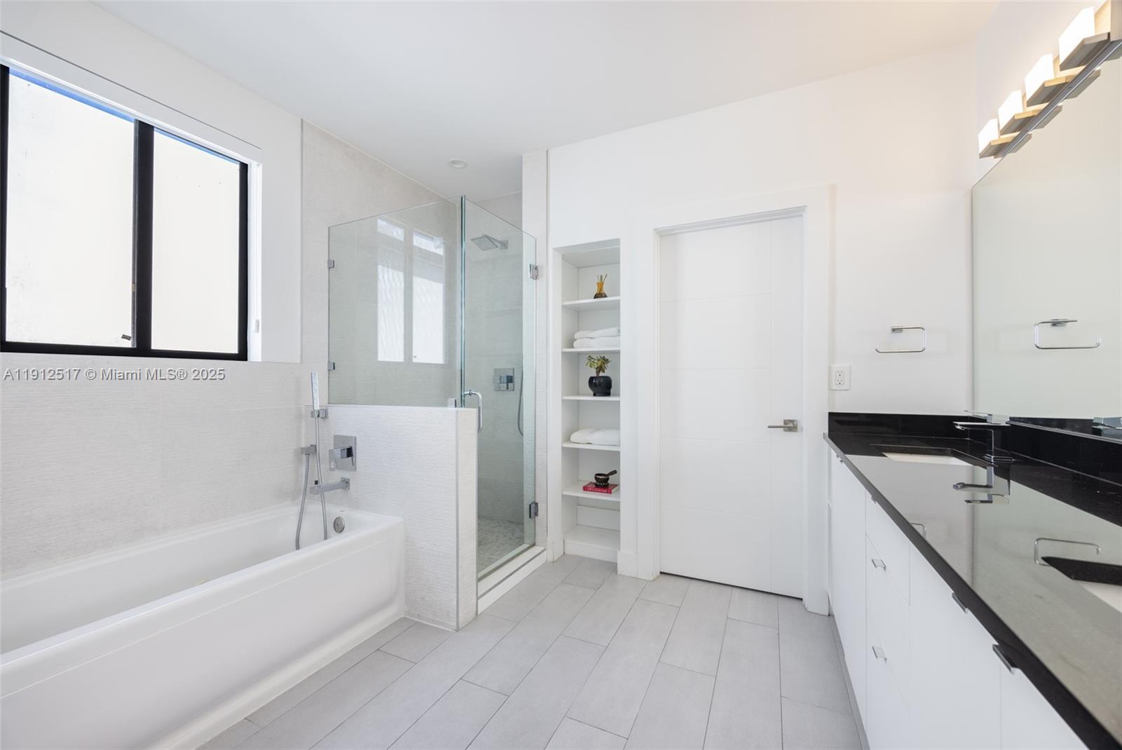 3174 Elizabeth St Coconut Grove, FL 33133