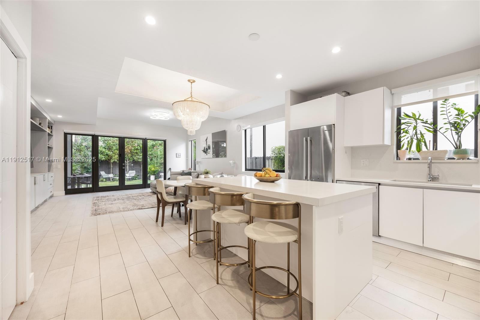 3174 Elizabeth St Coconut Grove, FL 33133