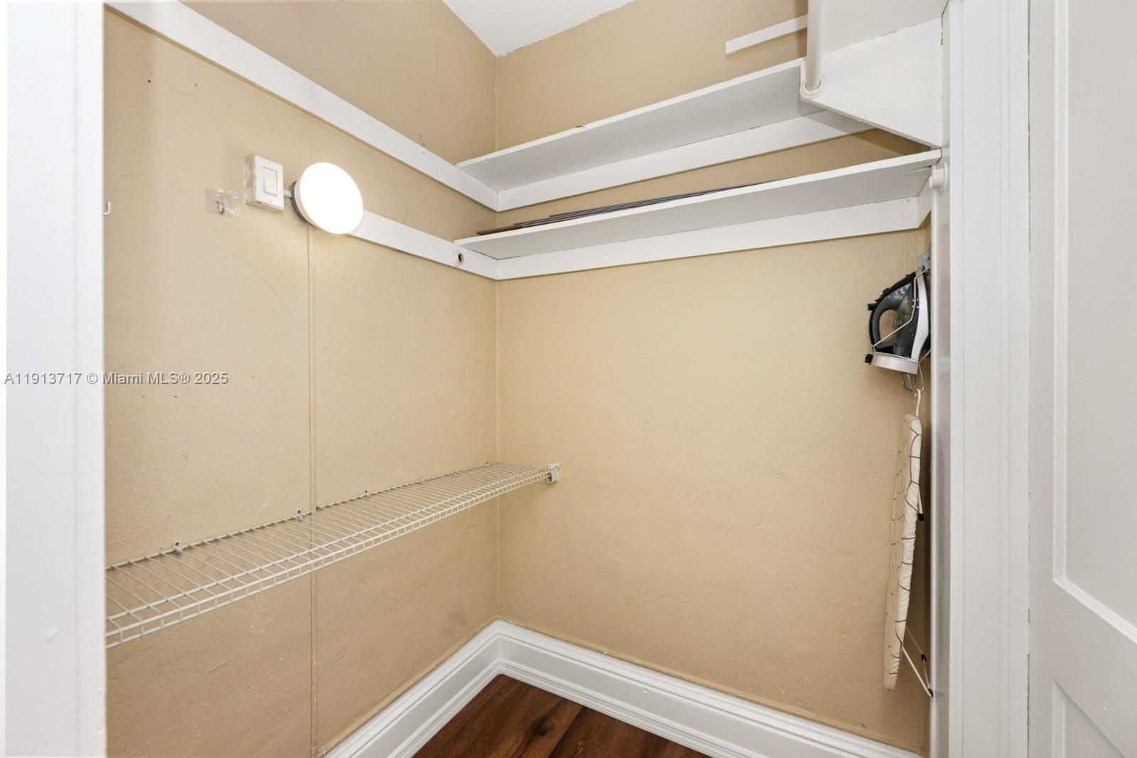 126 Mendoza Ave #5 Coral Gables, FL 33134