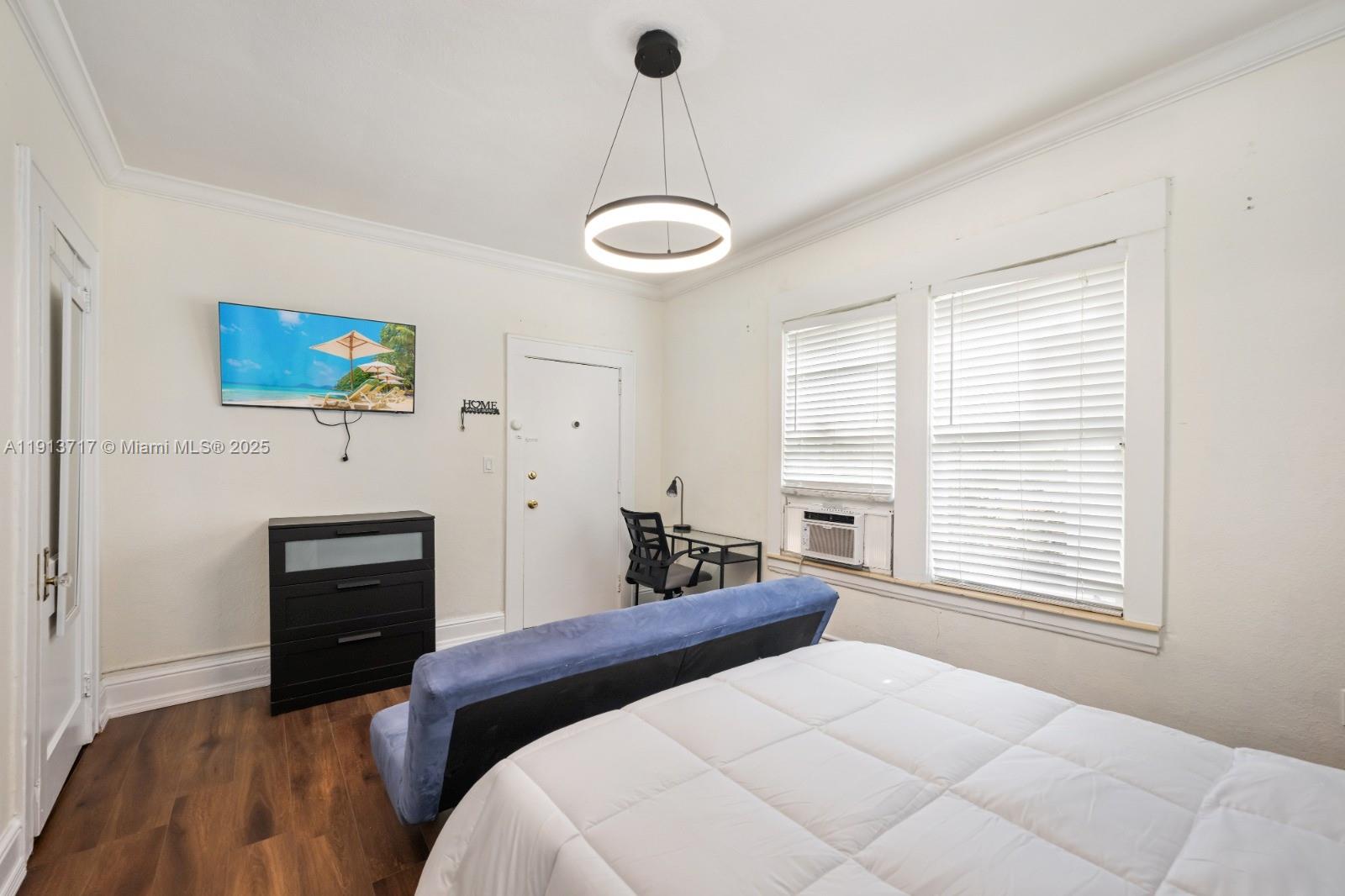 126 Mendoza Ave #5 Coral Gables, FL 33134