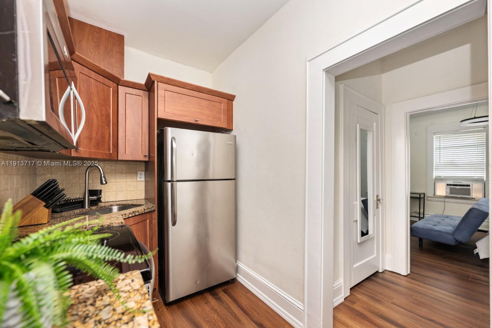 126 Mendoza Ave #5 Coral Gables, FL 33134