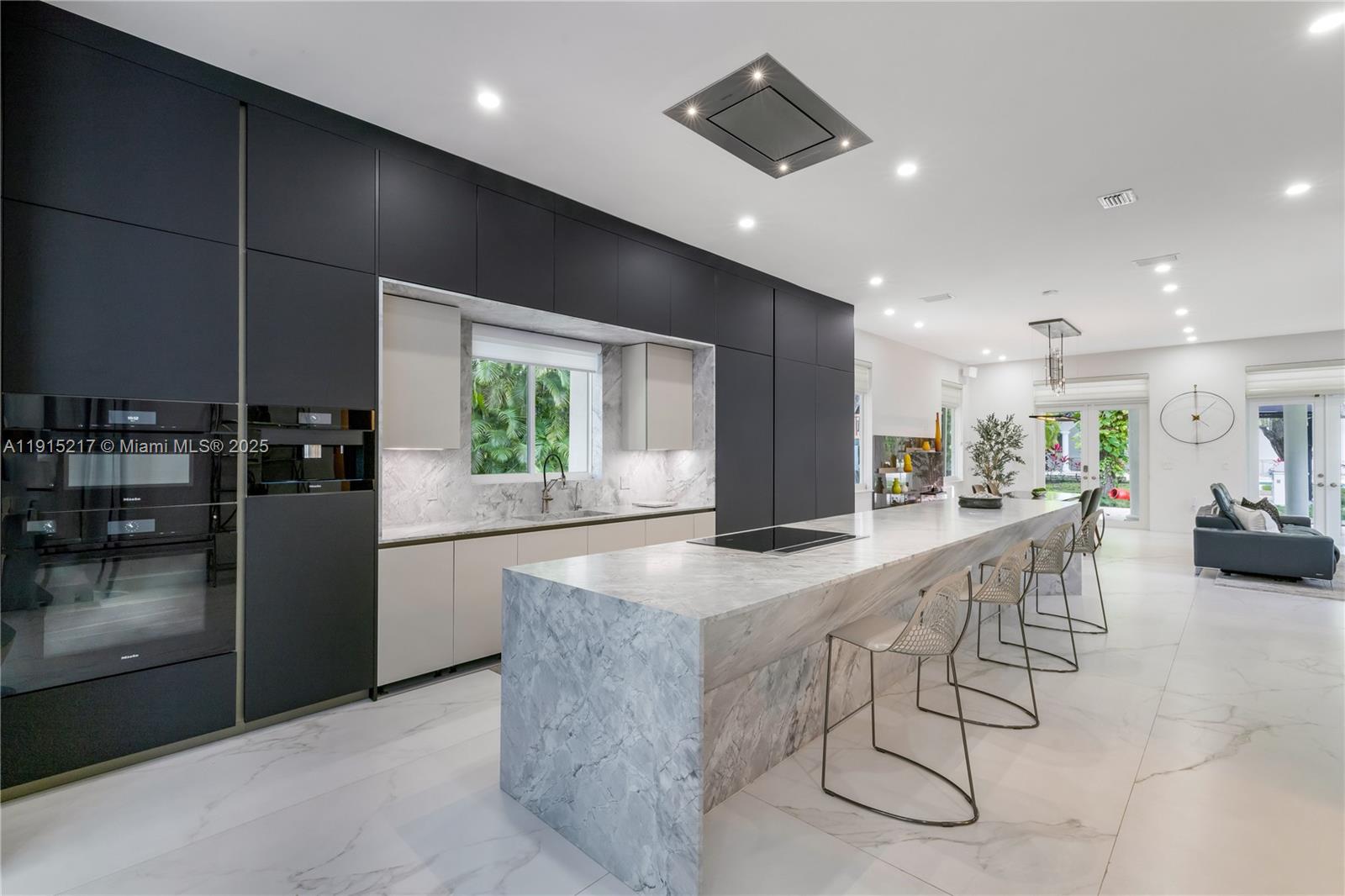 8941 SW 65th Ct #8941 Pinecrest, FL 33156