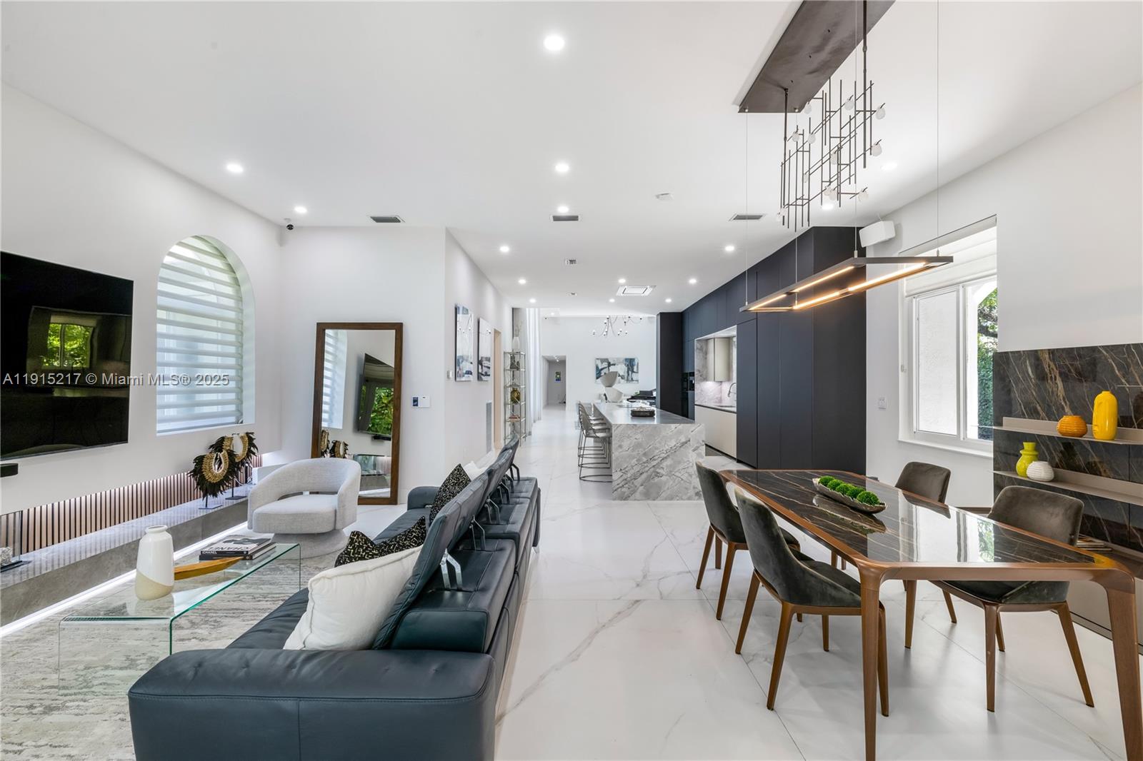 8941 SW 65th Ct #8941 Pinecrest, FL 33156