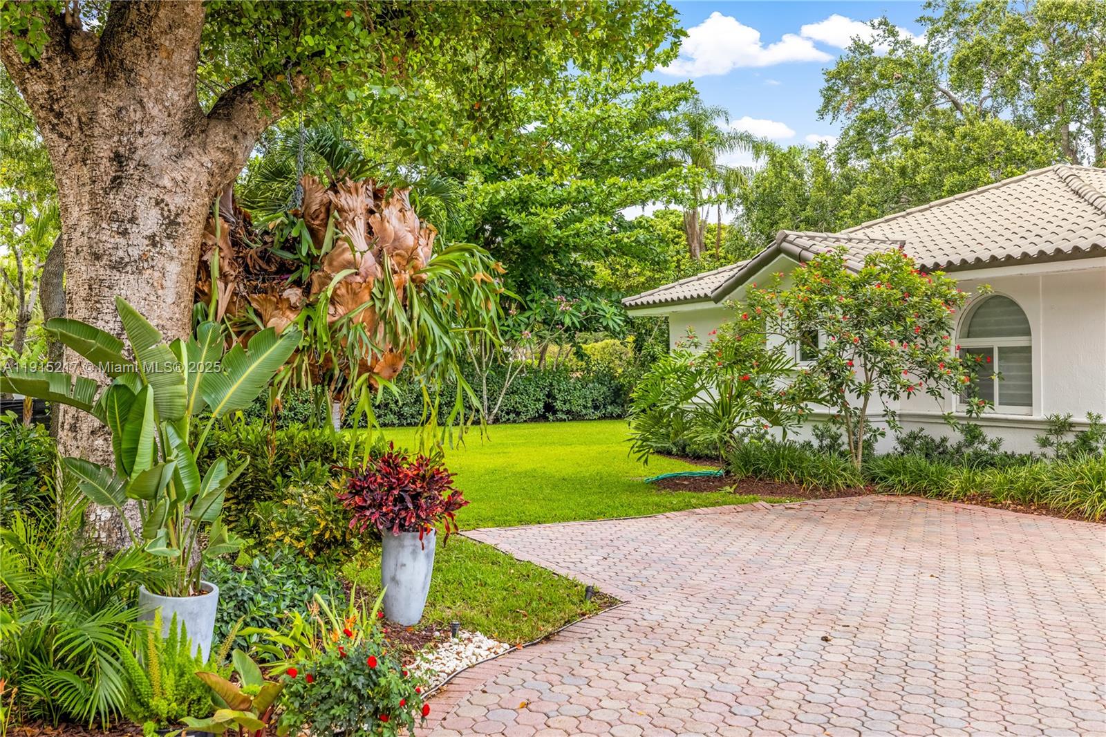 8941 SW 65th Ct #8941 Pinecrest, FL 33156