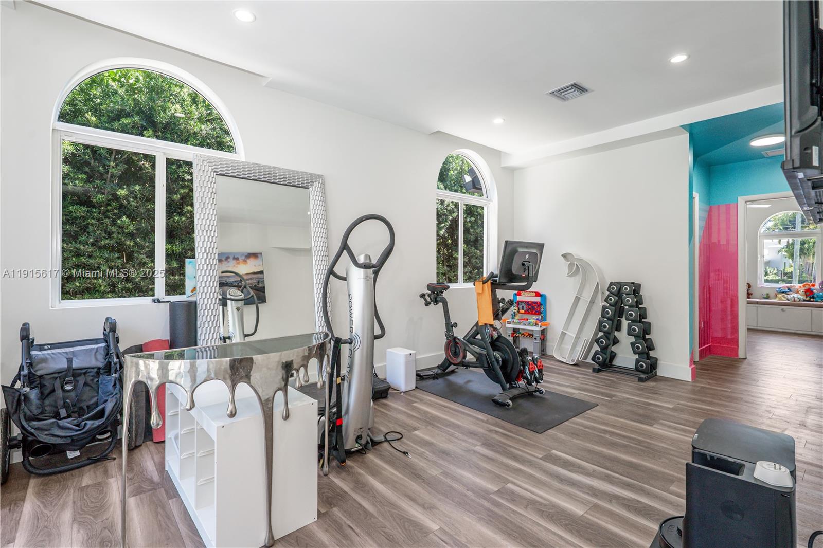 5978 Alton Rd Miami Beach, FL 33140