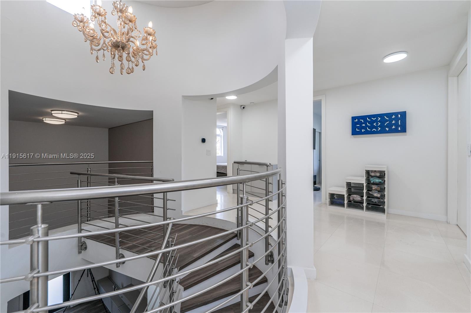 5978 Alton Rd Miami Beach, FL 33140