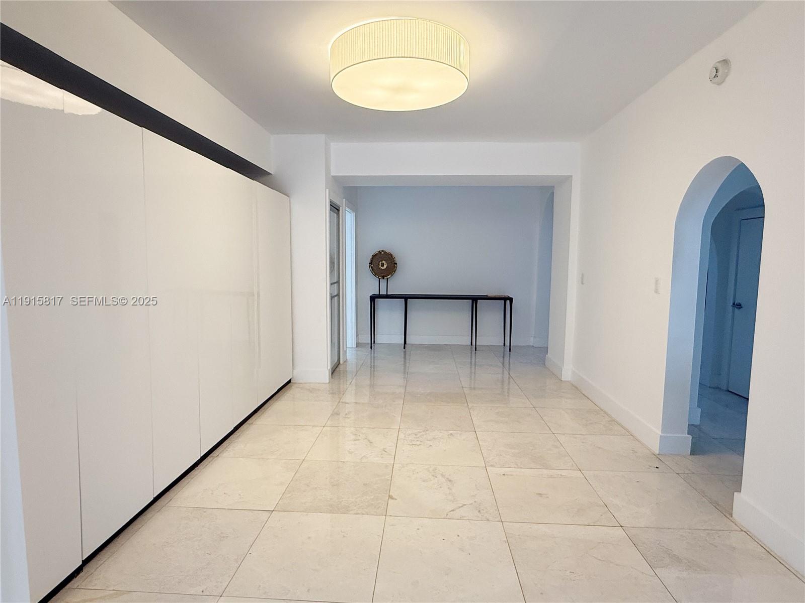 5835 La Gorce Dr Miami Beach, FL 33140