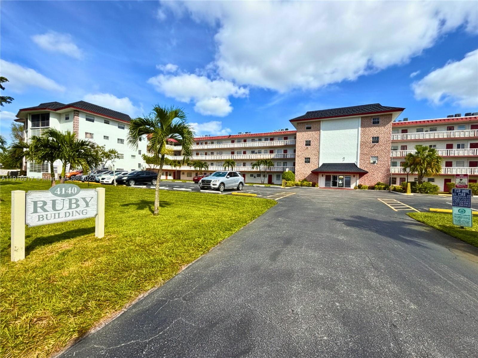 4140 NW 44th Ave #113