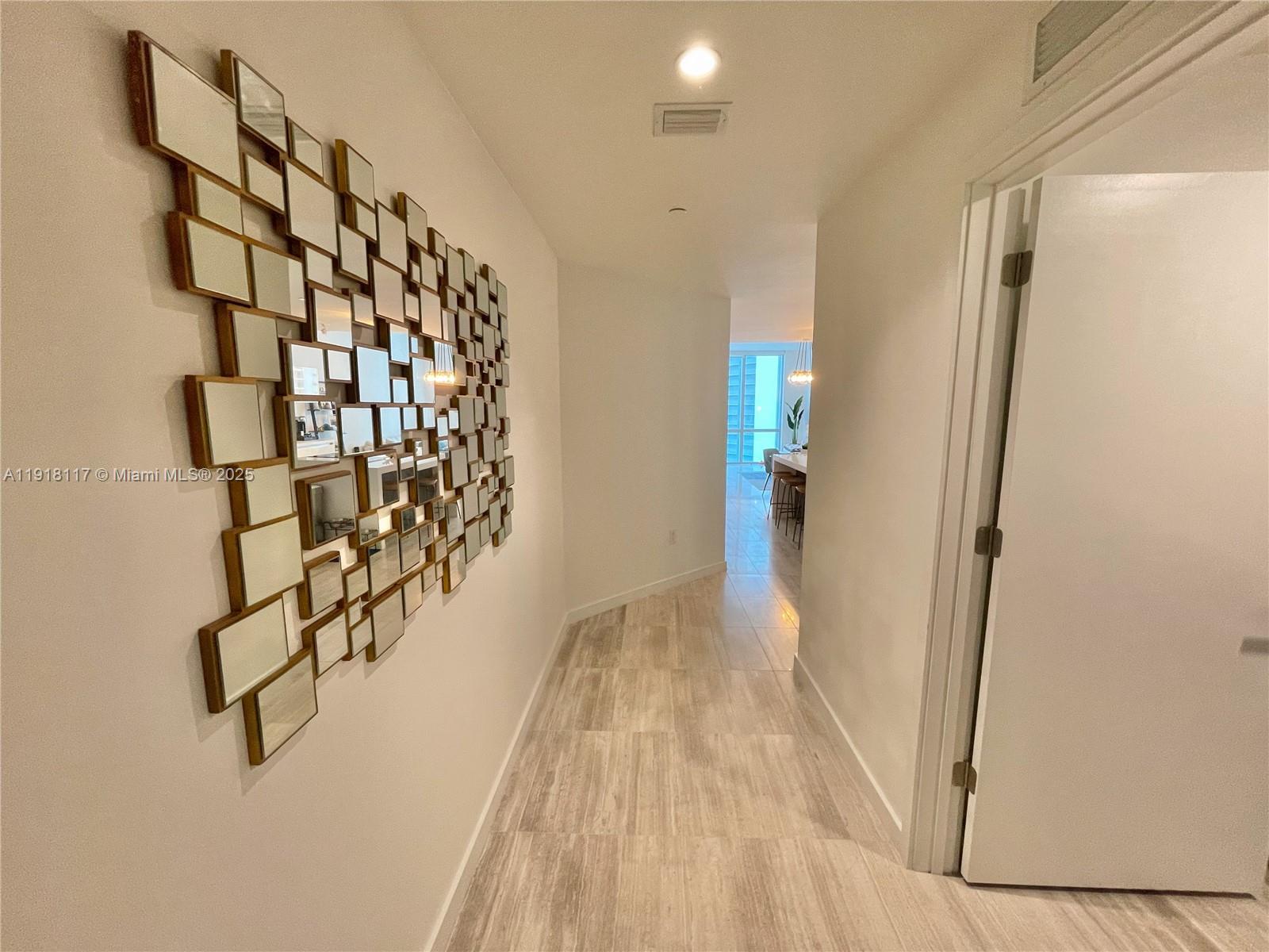 851 NE 1st Ave #2605 Miami, FL 33132