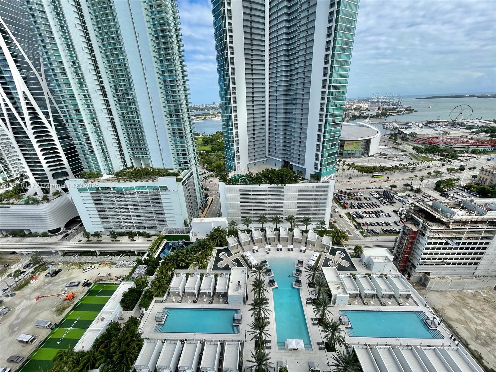 851 NE 1st Ave #2605 Miami, FL 33132