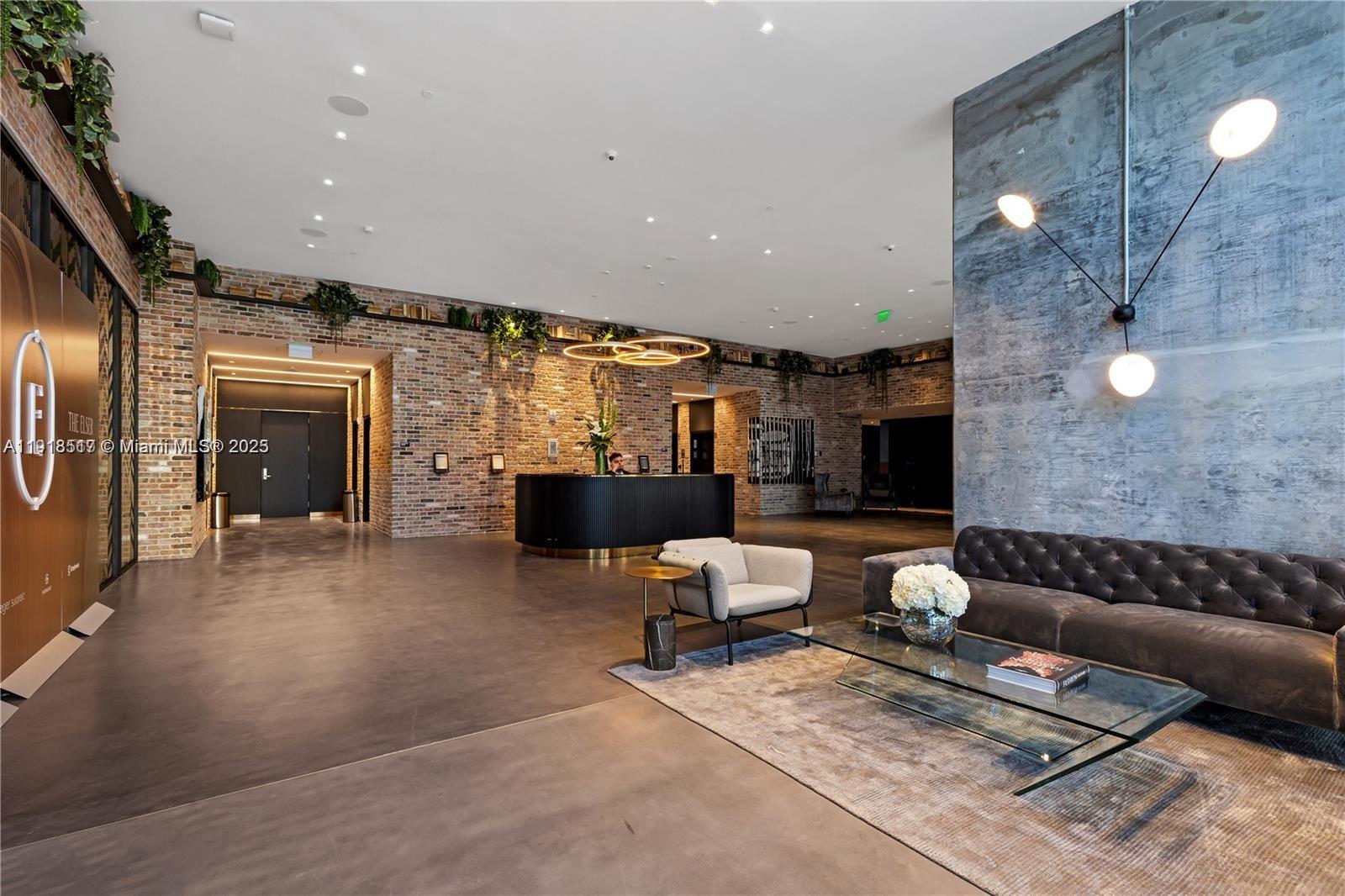 398 NE 5th St #3406 Miami, FL 33132