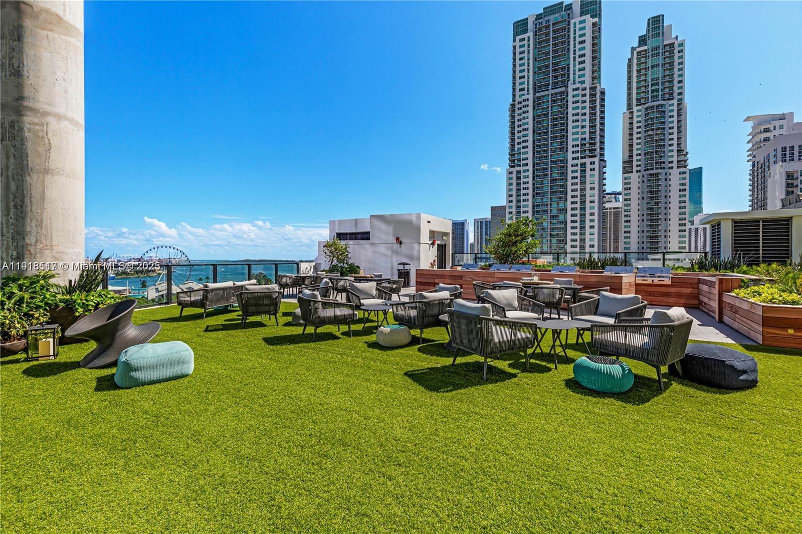 398 NE 5th St #3406 Miami, FL 33132